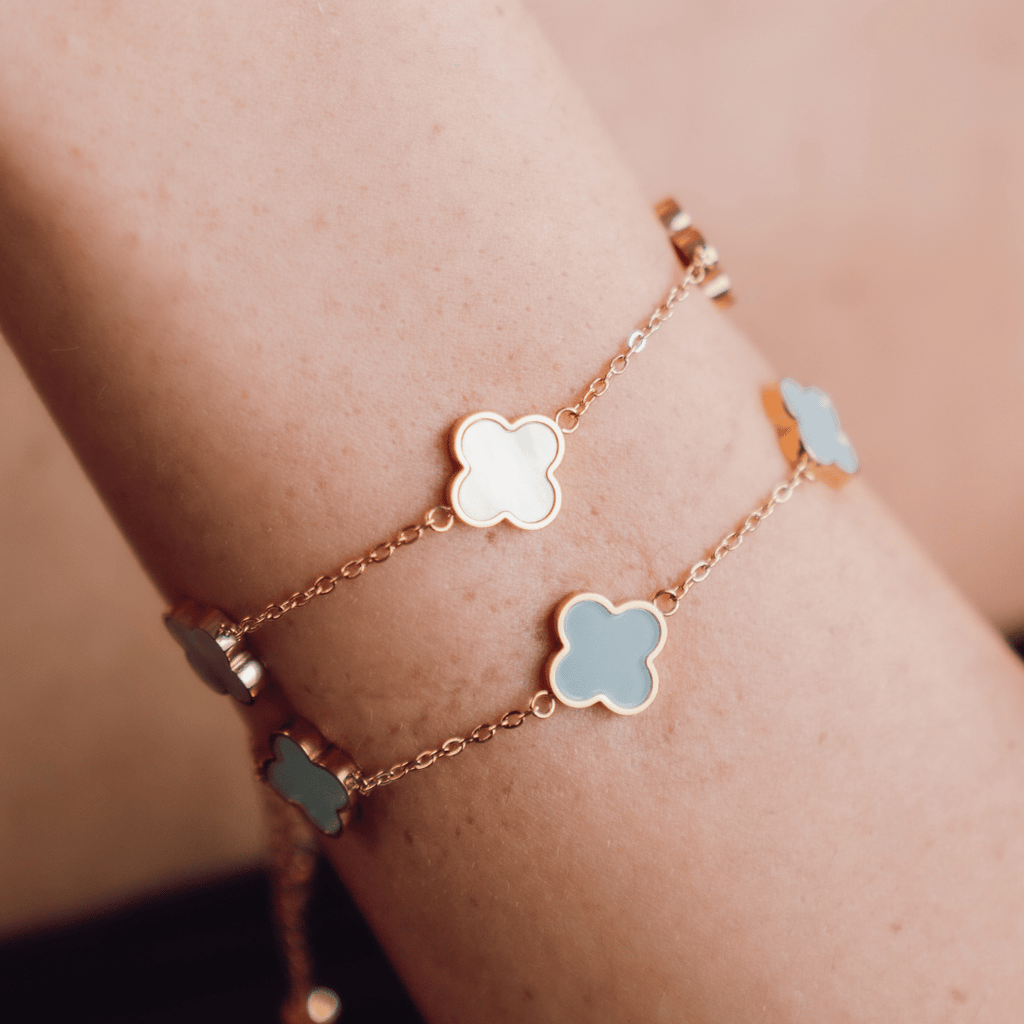 Baby Blue Clover Chain