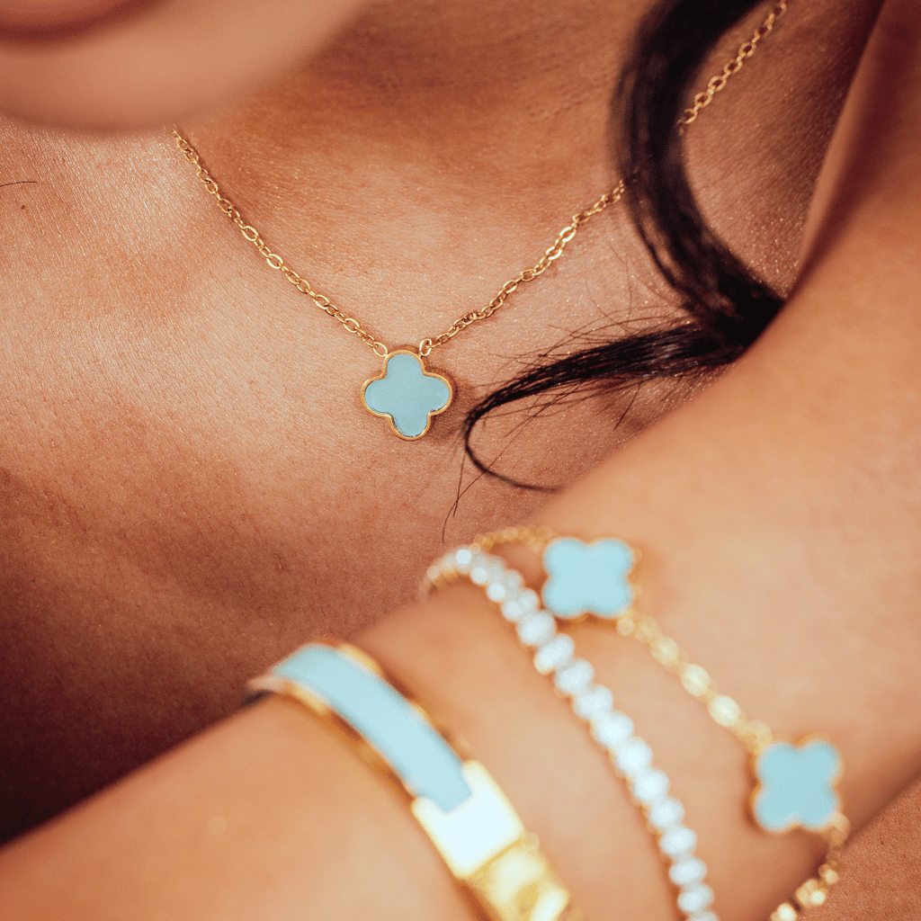 Turquoise Clover Chain