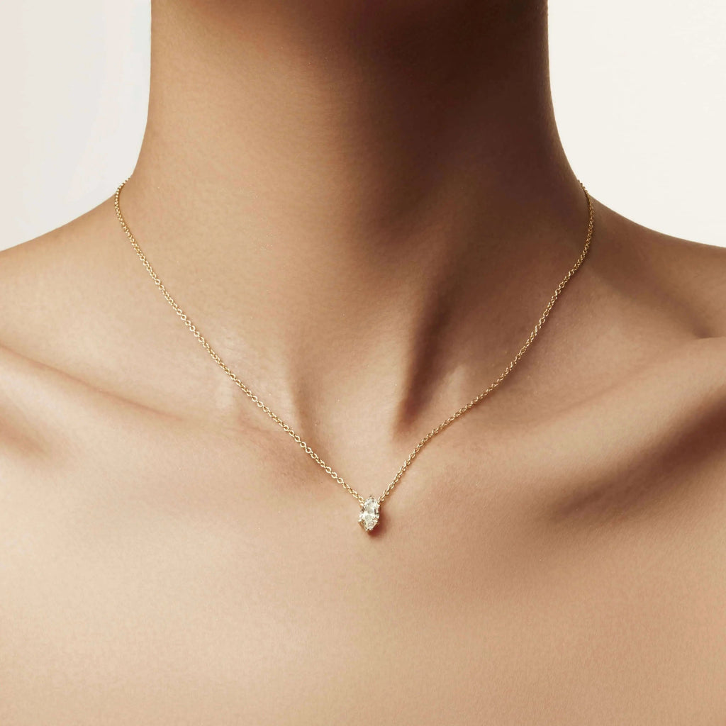 Feu-Necklace