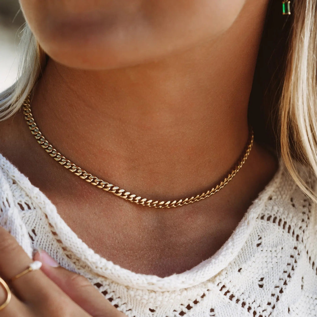 Bonifacio" Necklace