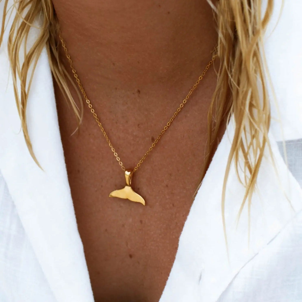Walflossen-Necklace